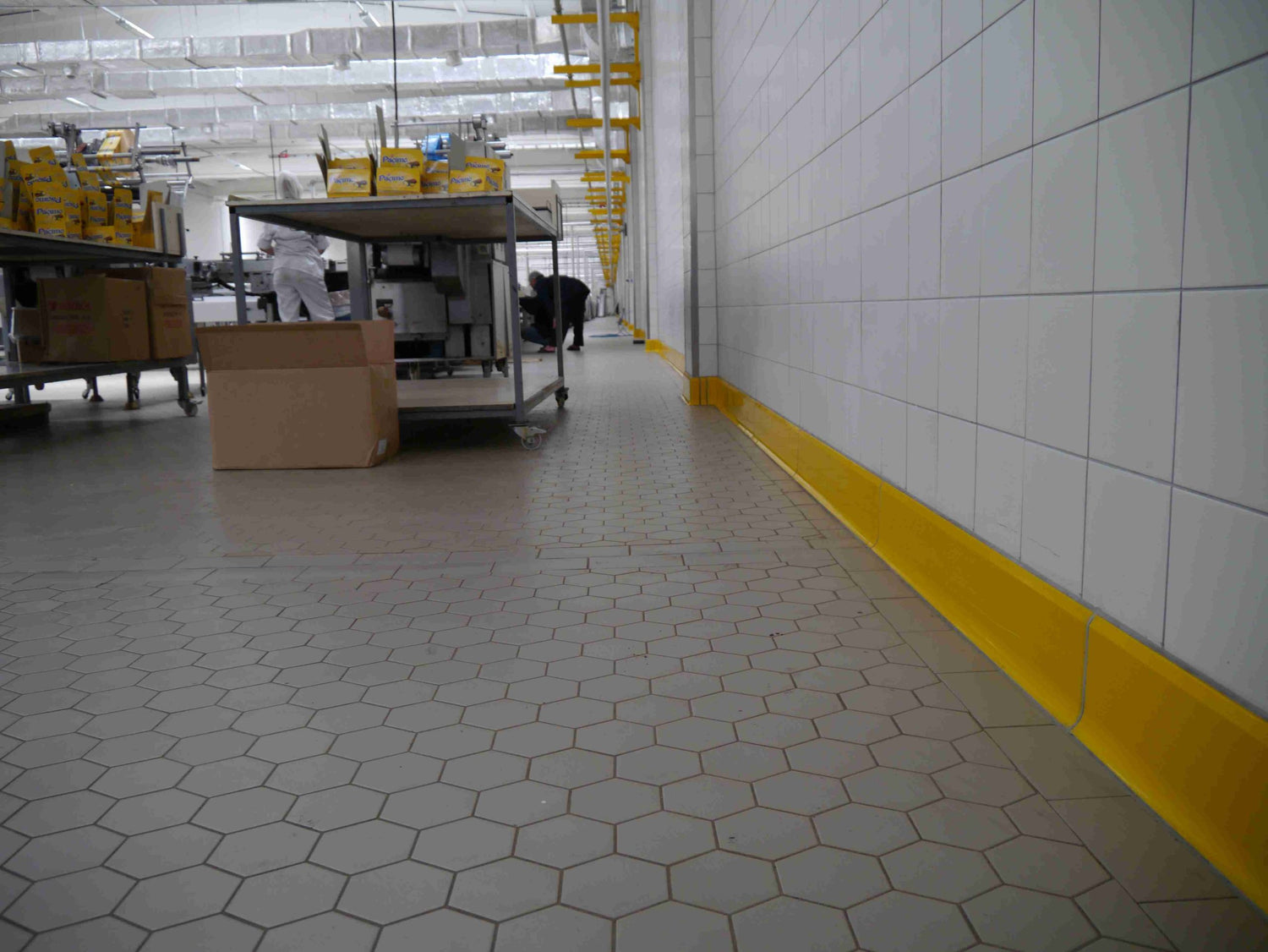 Hexagon Acid Proof Tile 150×175 Black