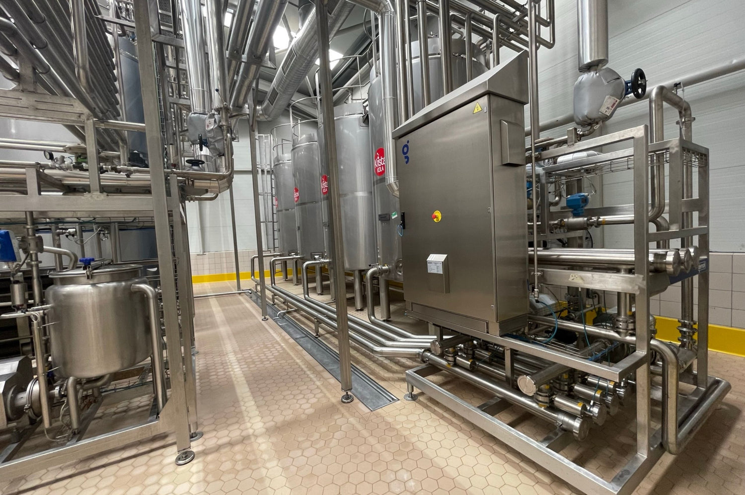 Kilitli Antiasit Karo 150×200 Siyah