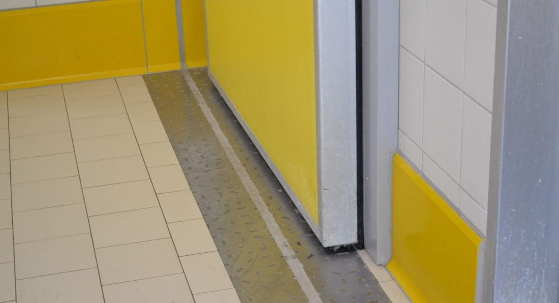 Stainless Steel Floor Tile, Anti Slip Surface 300x150x3-4mm
