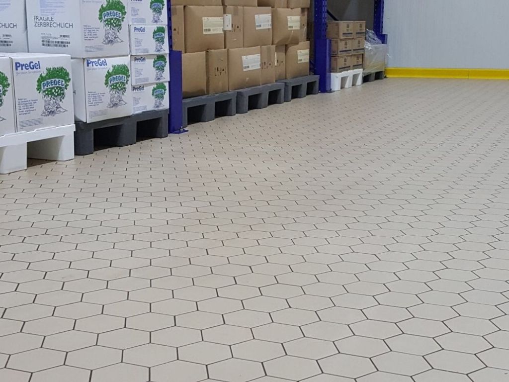 Hexagon Acid Proof Tile 100×116 Traffic Yellow