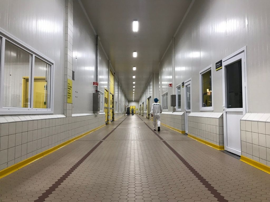 Kilitli Antiasit Karo 100x150 Orta Gri