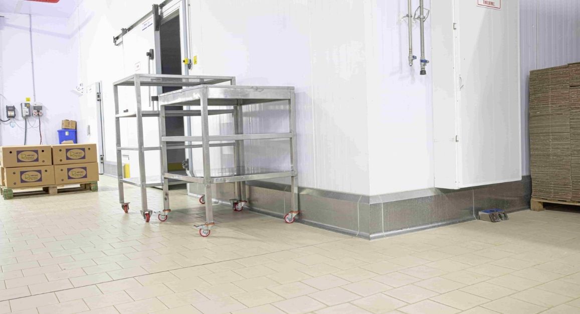 Stainless Steel Kerb, Flooring Edge 765x1000x50/Z215mm
